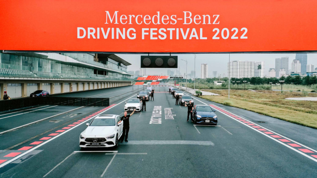 Triển lãm Mercedes-Benz The Avantgarde 2024 diễn ra vào Hà Nội vào tháng 10