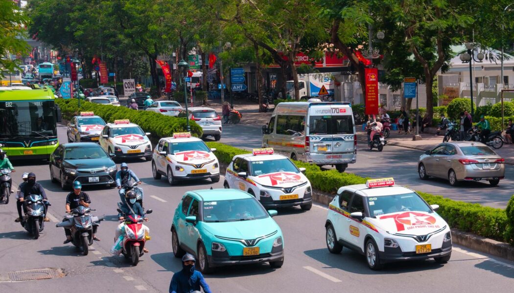 4 hãng taxi lâu đời tại Hà Nội bắt tay Xanh SM chuyển đổi xanh với 1.000 xe điện