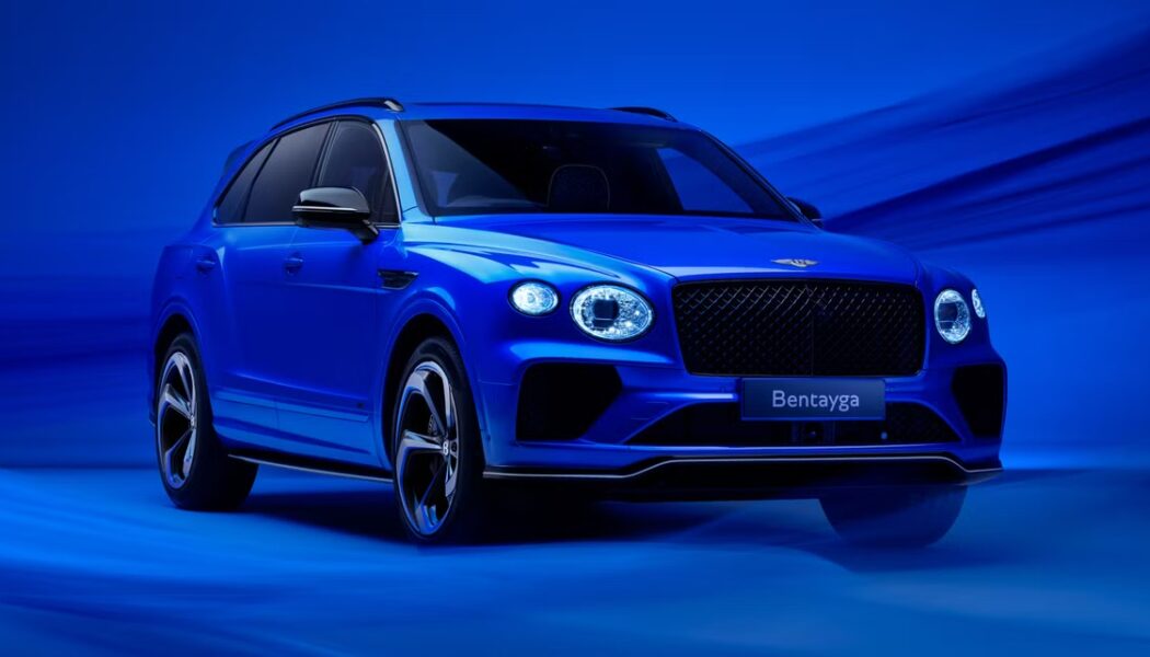 Bentley giới thiệu màu sơn mới Nīla Blue, vẻ đẹp của viên ngọc quý