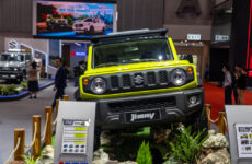 [VMS 2024] Suzuki Việt Nam mang đến triển lãm XL7 Hybrid và Jimny option cá nhân hoá