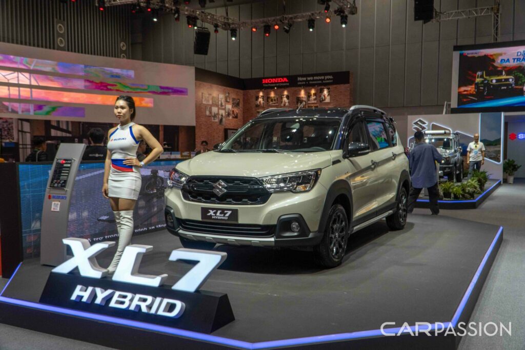 [VMS 2024] Suzuki Việt Nam mang đến triển lãm XL7 Hybrid và Jimny option cá nhân hoá