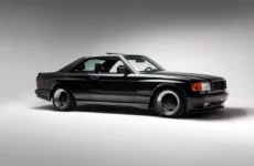 “Tuyệt phẩm” Mercedes-Benz 560SEC đời 1989 tìm thấy chủ mới với giá lên tới 14 tỷ Đồng