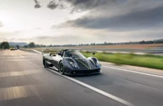 Ngắm nhìn “độc bản” Pagani Zonda 760 LM Roadster, giá dự kiến vượt 12 triệu Đô