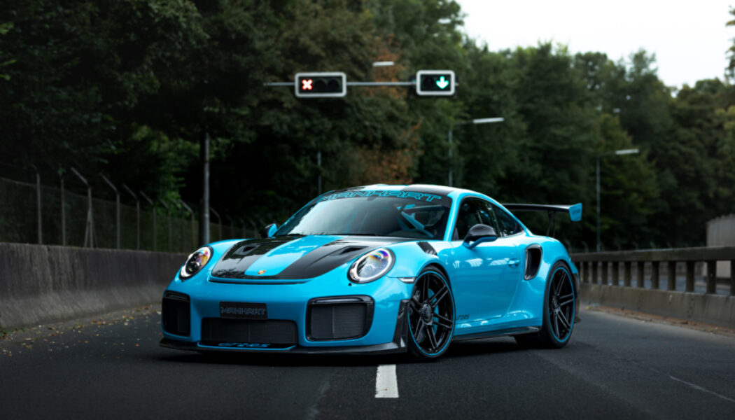 “Diện kiến” Porsche 911 GT2 RS sau khi được nâng cấp bởi hãng độ Manhart Performance