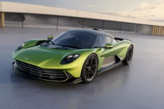 Aston Martin hé lộ toàn diện về Valhalla bản thương mại, bắt đầu xuất xưởng từ giữa 2025