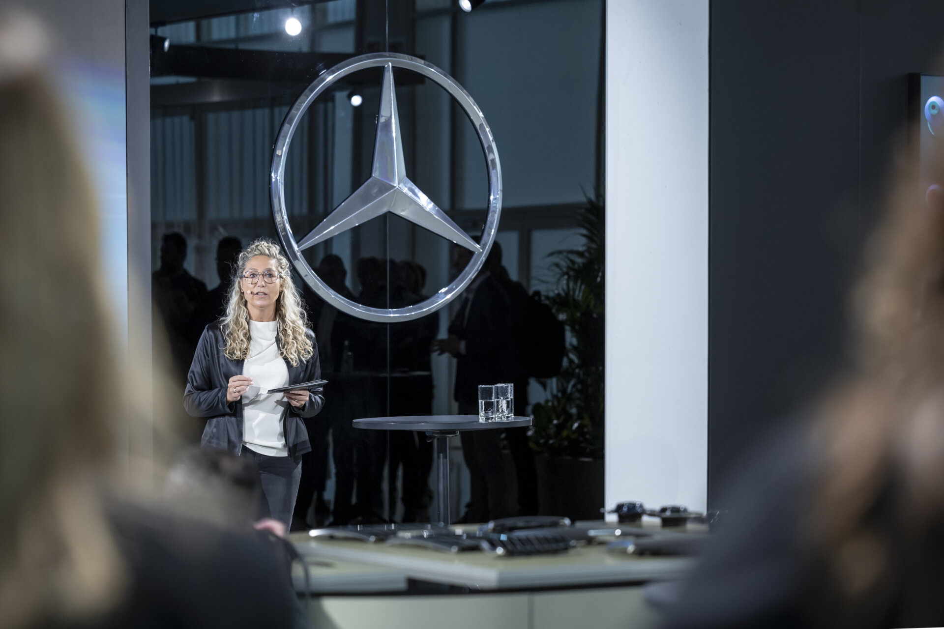 Mercedes-Benz-Manufaktur-5.jpg