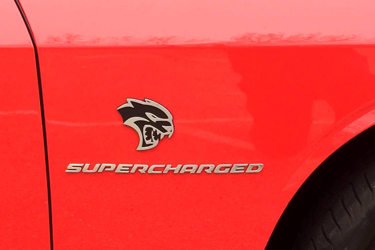 hellcat-supercharged.jpg